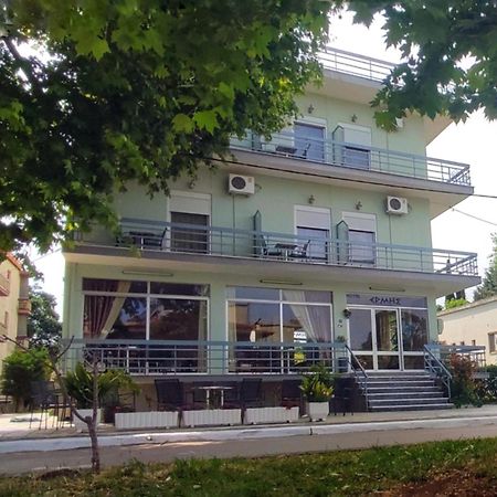 Ermis Hotel Loutra Ipatis Eksteriør billede
